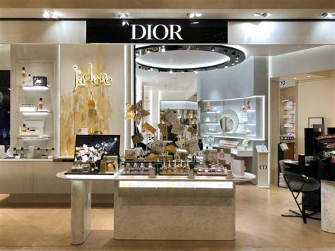 dior bon marché|christian dior paris.